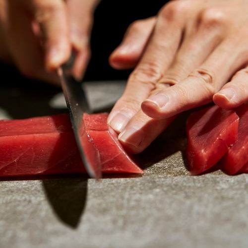 The ultimate in fresh fish sashimi, created by skilled craftsmen