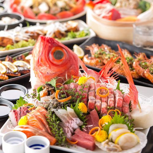 Our sashimi is delivered directly from the Hokuriku region, with a focus on delivering seafood in its original freshness.