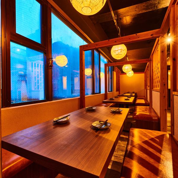 The interior of the restaurant is clean and modern, with a Japanese feel, and is themed on being a space where adults can relax.We will guide you to a completely private room or a curtained private room so that you can concentrate on the banquet and the food.