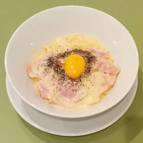 濃厚カルボナーラ