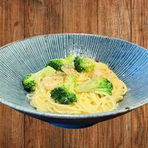 えびとブロッコリーペペロン