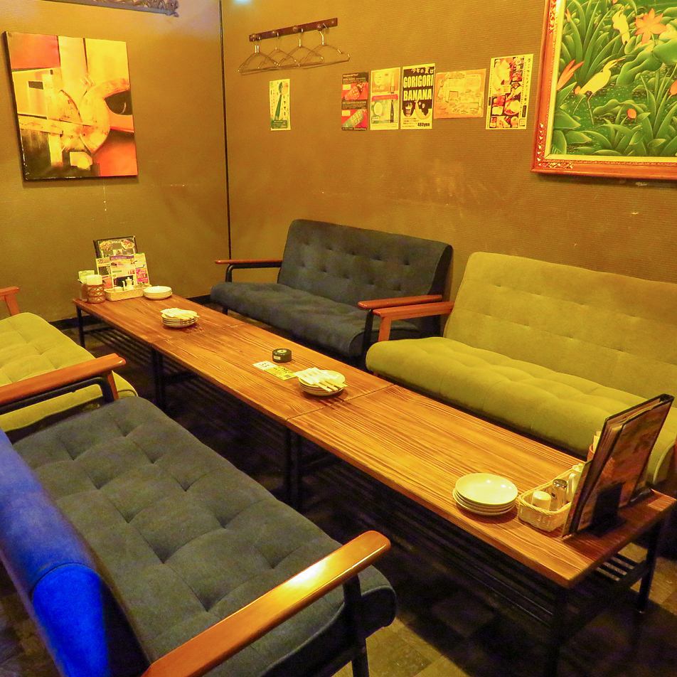The atmosphere of the private room and sofa seats for two people ◎Enjoy the time for two people♪