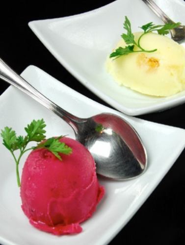 柚子シャーベット／カシスシャーベット／バニラアイス