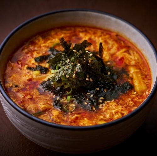 검은 털 일본소 갈비 스프