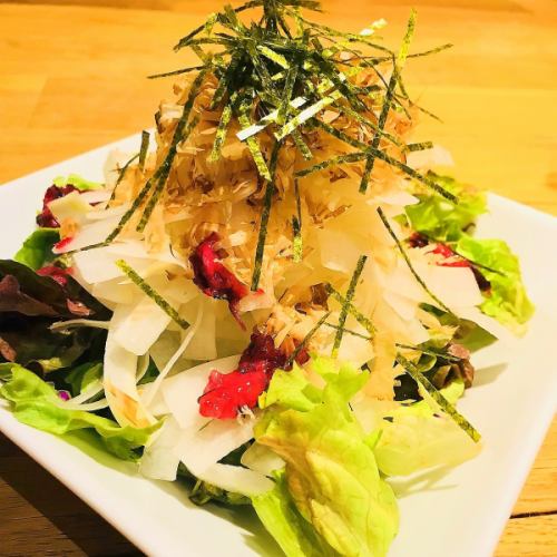 Japanese radish salad