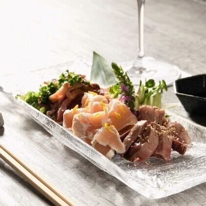 【新鮮な鶏の刺身】～お酒のアテに～