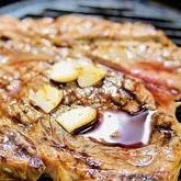 カジュアルな創作料理が自慢のお店。大人数での各種宴会のご予約お待ちしています♪