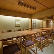 定番【博多もつ鍋コース+90分フリーフロー】サラダ、揚げ物、もつ鍋など全6品