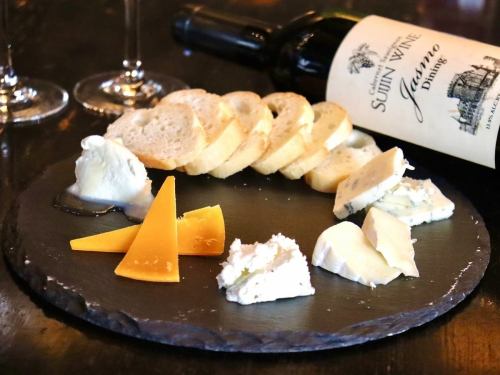 European cheese platter