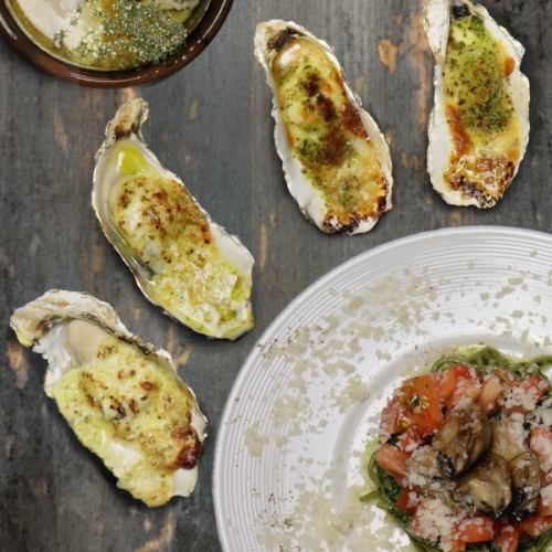 Baked oyster gratin with alioli pesto