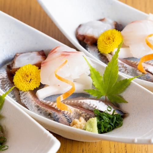 Assortment of 3 kinds of natural sashimi