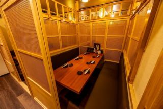 Private room for 6