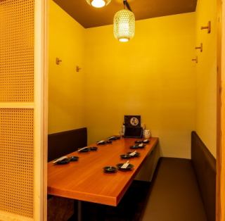 Private room for 8 people
