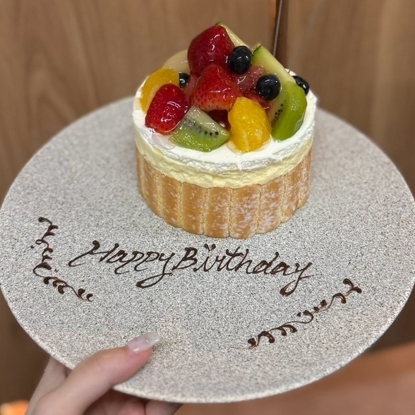 【誕生日のサプライズ】特製デザートプレート◆1650円(税込)