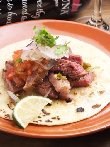 Steak tacos * 1P charge