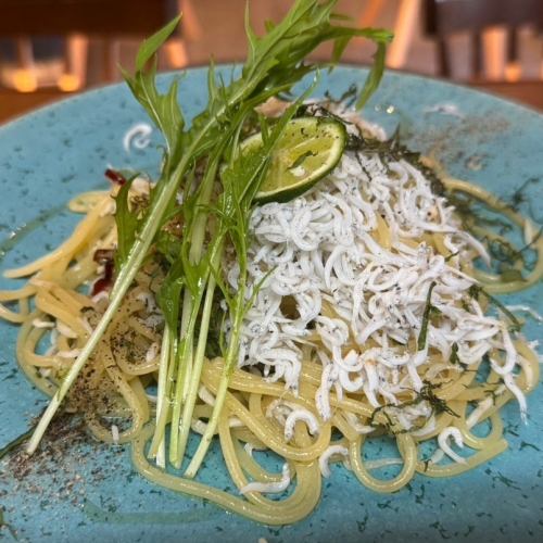 飛べ、シラス。ペペロンチーノ