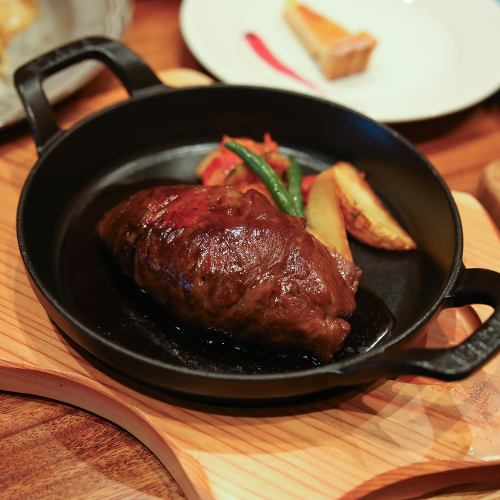 【当店自慢の！ウトウークのハンバーグ】阿波牛肉巻きハンバーグ ～照り焼きソース～は人気抜群◎