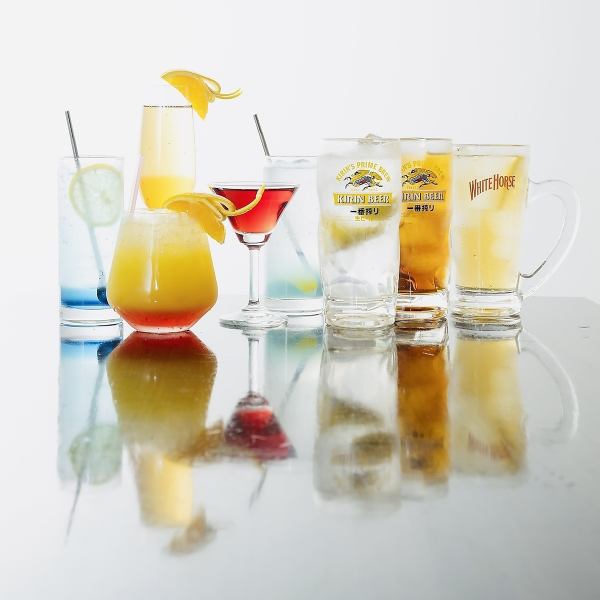 【50種以上のオリジナルカクテル♪】当店では、某名作アニメーション映画にちなんだオリジナルカクテルを50種以上ものラインナップでご用意♪ 甘酸っぱくさわやかな酸味を楽しめるカクテルから、キリっとスパイシーな大人なカクテルまで！是非、当店でしか楽しめない味わいをお楽しみください☆