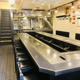 ≪20席≫1Fはカウンターのみのお席となっており、お一人様での仕事終わりのサク飯・サク飲みにもお勧め♪シーンに合わせてご利用下さい！