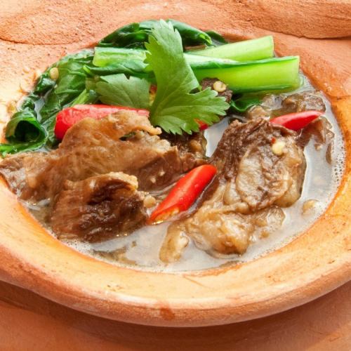 Spicy beef tendon herb soup - Tom Cep