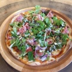 [Takeout] "Caesar salad pizza with prosciutto"