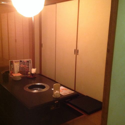 Loose digging tatami matsuza, fully equipped with private rooms.