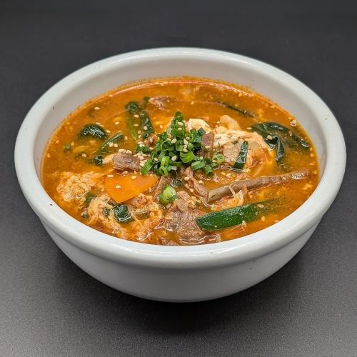 [辛] ユッケジャンスープ