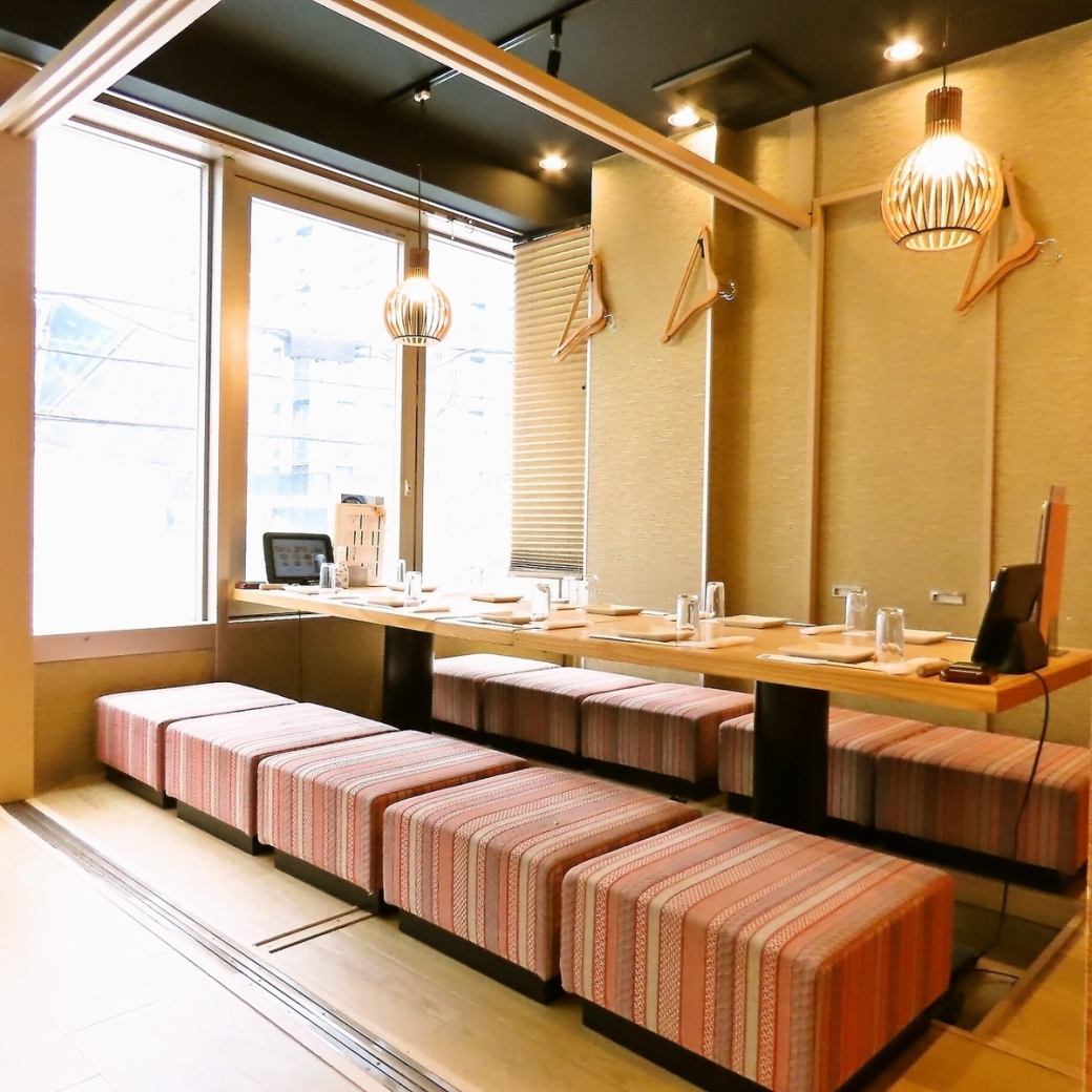 Enjoy the bounty of the sea in a private dining room at Senya Ichiya, located right next to Nagoya Station.