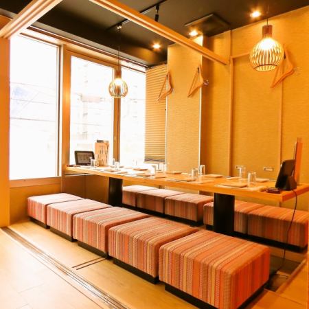 [Private room for 6-8 people] A private window seat with a sunken kotatsu table.The spacious seating makes it ideal for entertaining guests or important banquets.After sunset, you can also see the scenery around Nagoya Station.We also accept reservations for private rooms only, so please feel free to contact us.