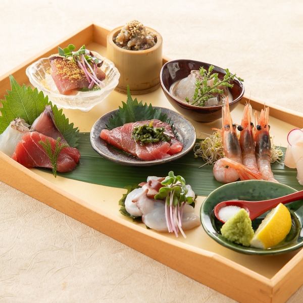 漁港直送の鮮魚を使用した、寿司や刺身など鮮や一夜自慢の海鮮料理を、名駅で是非ご賞味ください♪