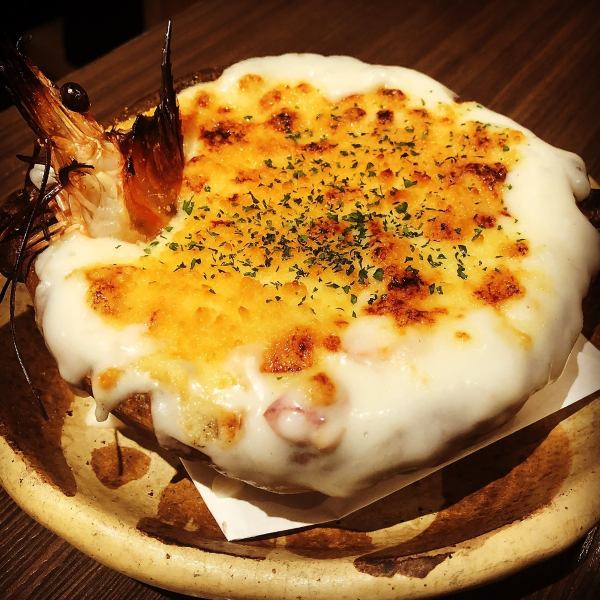 The seafood that has been simmered becomes a habit ☆ Seafood gratin ◆ 780 yen (tax included)
