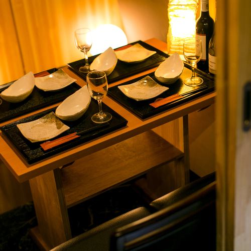 [Private room with door | 11 to 20 people] We offer a clean and comfortable space.Please spend a relaxing time in a private room with a door.Up to 50 people can hold a banquet at the sunken kotatsu seats.Please contact us for more information.We also offer an all-you-can-eat and drink plan using our proud domestic chicken for a limited time.