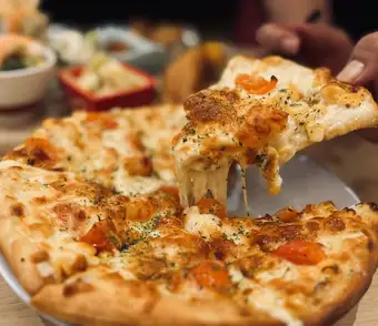 モリモリッ！とろ～カリッ!! PIZZA