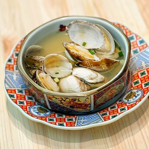Steamed bamboo clam