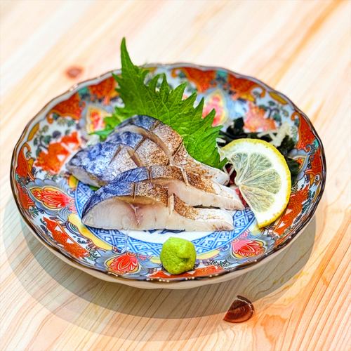 Grilled marinated mackerel sashimi