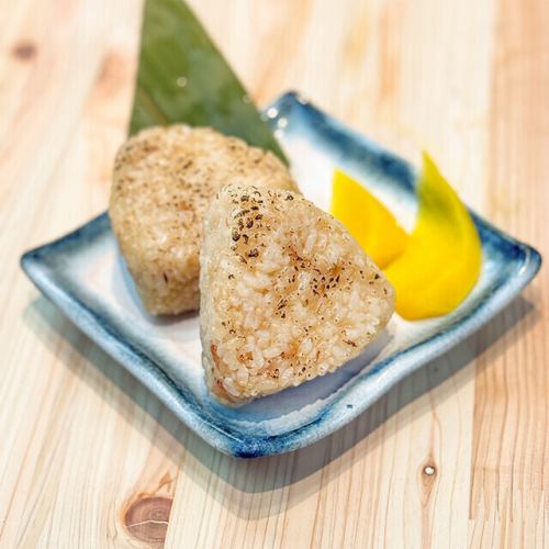 2 grilled rice balls