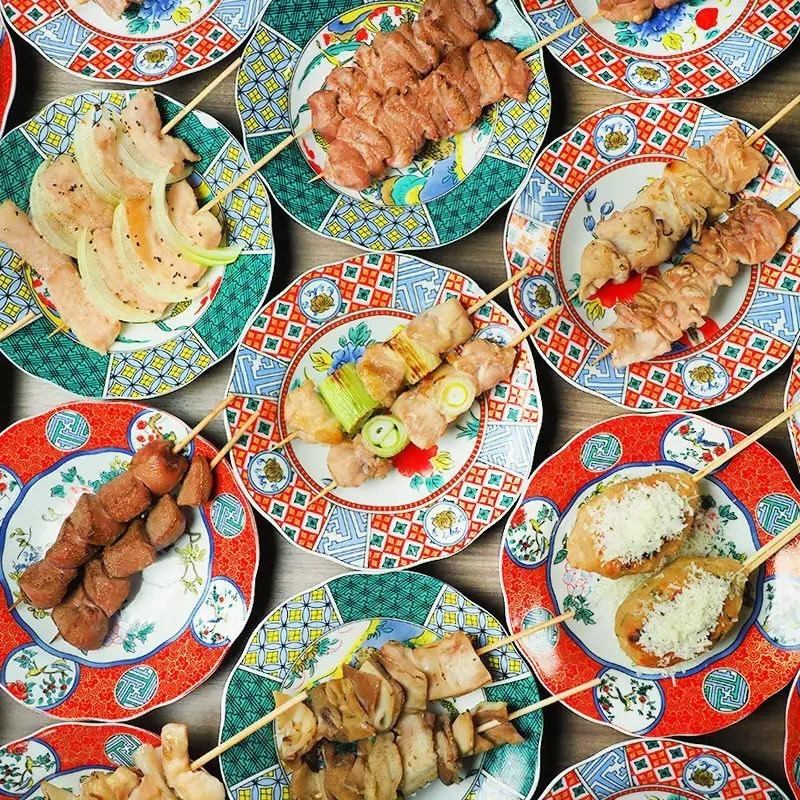 Enjoy a drink with vegetable skewers, fresh fish, and carefully prepared stews as appetizers.Enjoy a moment of Japanese tranquility in a completely private room.