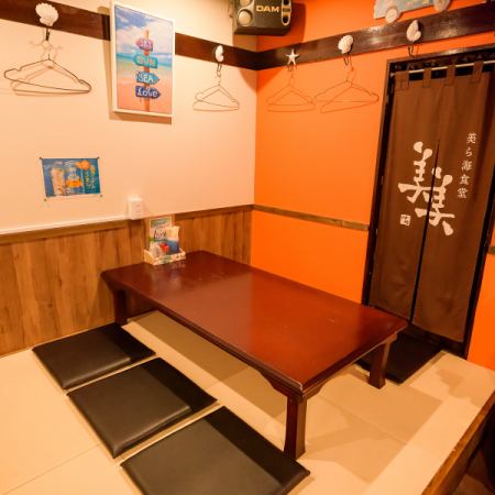 靴を脱いでゆったりとお過ごしいただける座敷席をご用意しております！