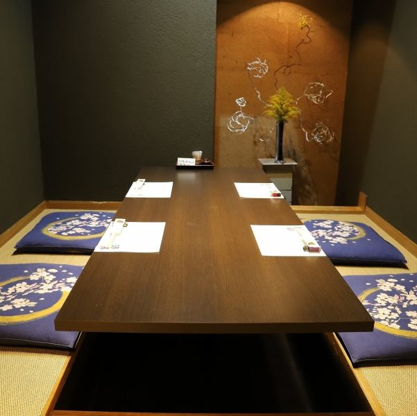 We have sofa seats, hori kotatsu, tables, completely private rooms, and hidden private rooms.Please feel free to contact us as it can be used depending on the number of people, entertainment, banquets, etc.It's a completely private room, so you can enjoy it without worrying about your surroundings.