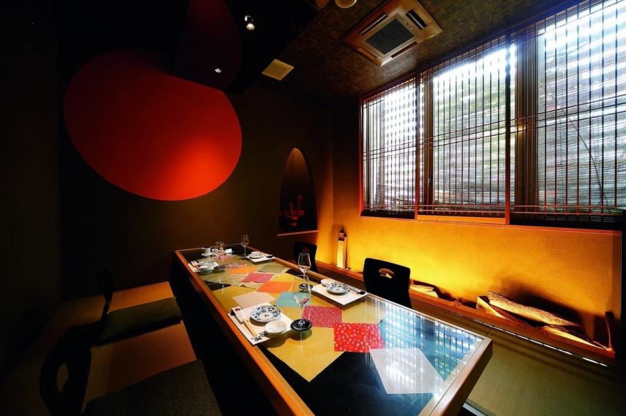 We have various private rooms such as table private room, moat kotatsu private room, sofa private room.