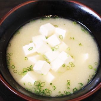 Tofu miso soup