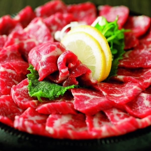 Kumamoto local gourmet ★ Horse meat sashimi [red meat sashimi]