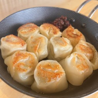 Korean style gyoza mantu to eat with spicy miso