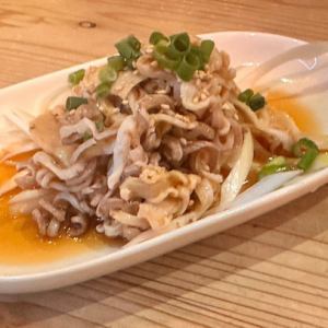 醋腌内脏（猪肉生鱼片）