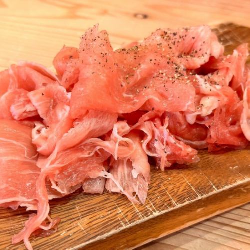一盘生火腿