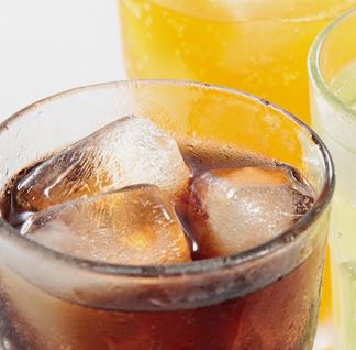 Soft drinks are half price for elementary school students and younger!