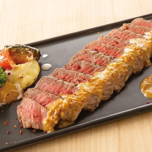 黒毛和牛 赤身肉のステーキ