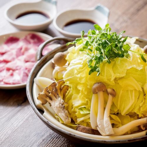 [Everyone can enjoy it ◇ With carefully selected pork that is packed with flavor] Steamed hot pot for 2 people 2,000 yen (tax included)~