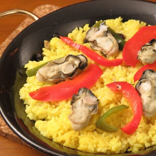 Oyster paella