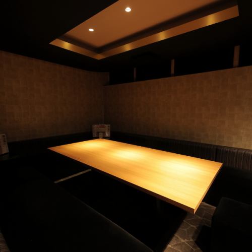 8名等、区切られたゆったりソファー席です。【食べ放題】【飲み放題】【食べ飲み放題】【肉】【単品飲み放題】【時間無制限】【無制限】